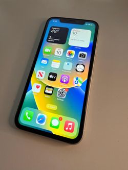 iPhone XR 64GB White Unlocked for Carriers