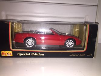 Masito Jaguar XKR 1:18