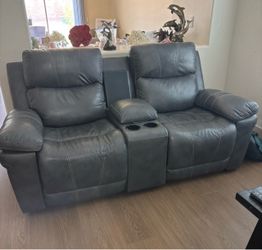 Electric Gray Leather Reclining Loveseat with Console