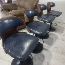 4 Stool Bar