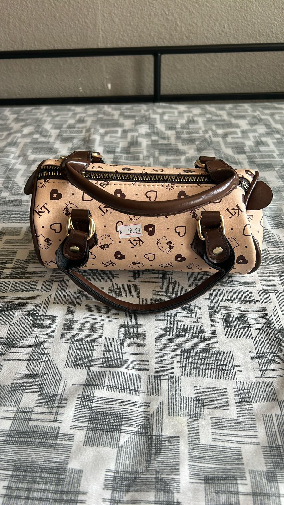 Hello Kitty Brown Purse 👜