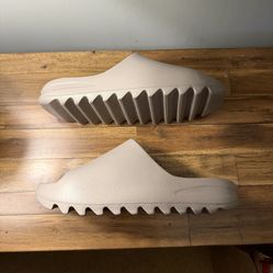 Yeezy Slide 01 (Grey, size 12)