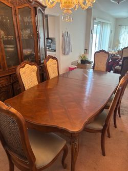 Thomasville French Provincial Dining Set