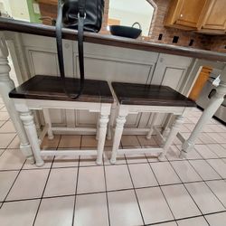 Kitchen Island & 2 stools, wood