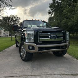 2012 Ford King Ranch F350 Super Duty Crew Cab & Chassis • Lariat Cab & Chassis 4D