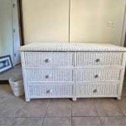 Vintage Wicker Furniture 