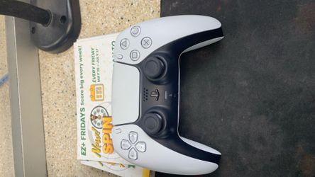 PS5 CONTROLLER