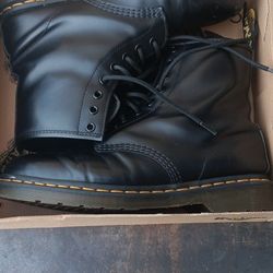 Dr.Martens Boots