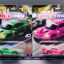 🎀🦖Hot wheels premium Race Day Roxy Pink Porsche chase and Rexy Porsche.🦖🎀