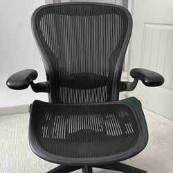 Herman Miller Aeron size C