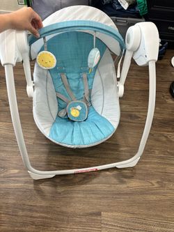 Baby swing