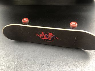 Spider-Man Skateboard