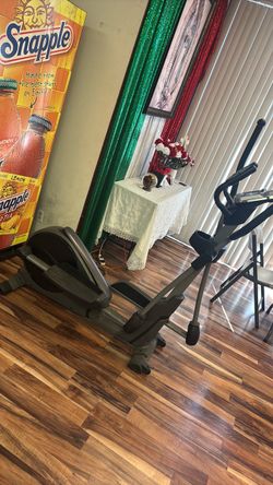 Sunny health and fitness elliptical