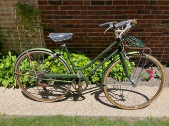 Vintage Schwinn Suburban Bike