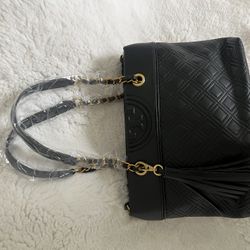 Tory Birch Purse Black With Gold Accessories Genuine Leather New 