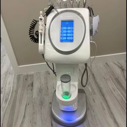 Formax8 Machine For hydrofacial 