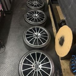 Mercedes AMG OEM Rims 19