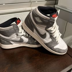 NIKE