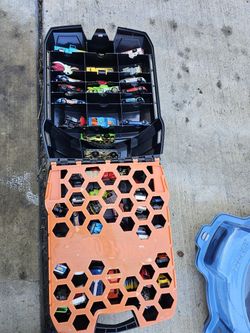 55 hot wheels cars with carrier case