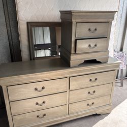 Dresser And NightStand 