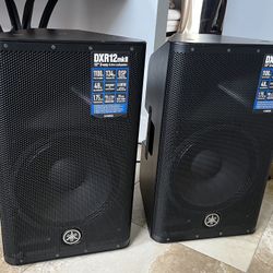 (2) Yamaha DX-R12  Active 12” 🔈1100w Speakers!!