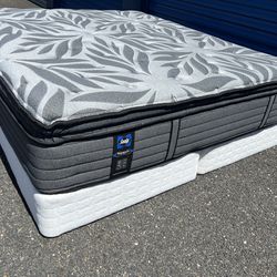 California King Size Bed Cal King Bed ! Sealy Posturepedic Cal King Mattress Box Springs And Metal Bed Frame ! Free Delivery