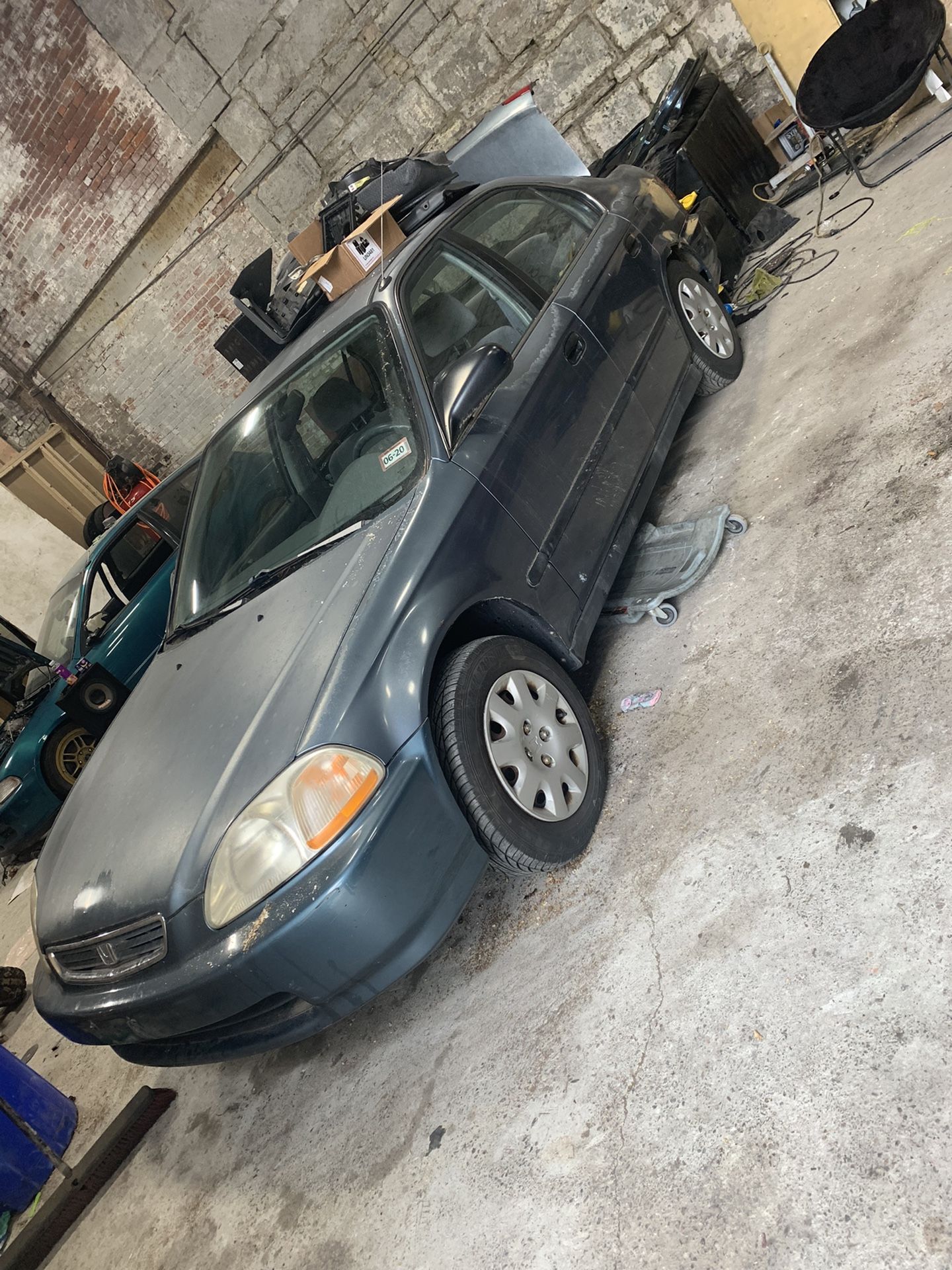 96/98 Honda Civic For Parts 
