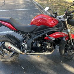 2012 Triumph Speed triple