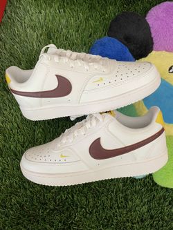 Women’s nike court vision low 