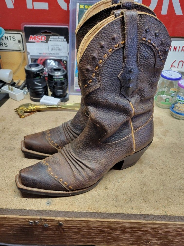 Ariat Dixie Womens Western Boots Style 10001368 Rowdy Leather Cowgirl Size 9 B