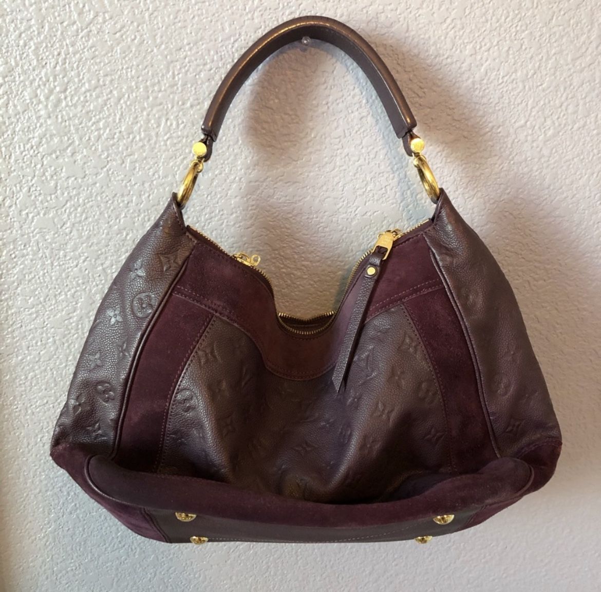 Authentic Louis Vuitton Hobo Bag 