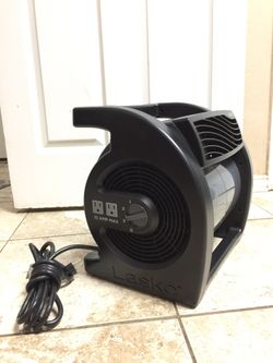 Lasko Max Performance Pivoting Utility Fan Model U15720 for Sale in  Arlington, TX - OfferUp