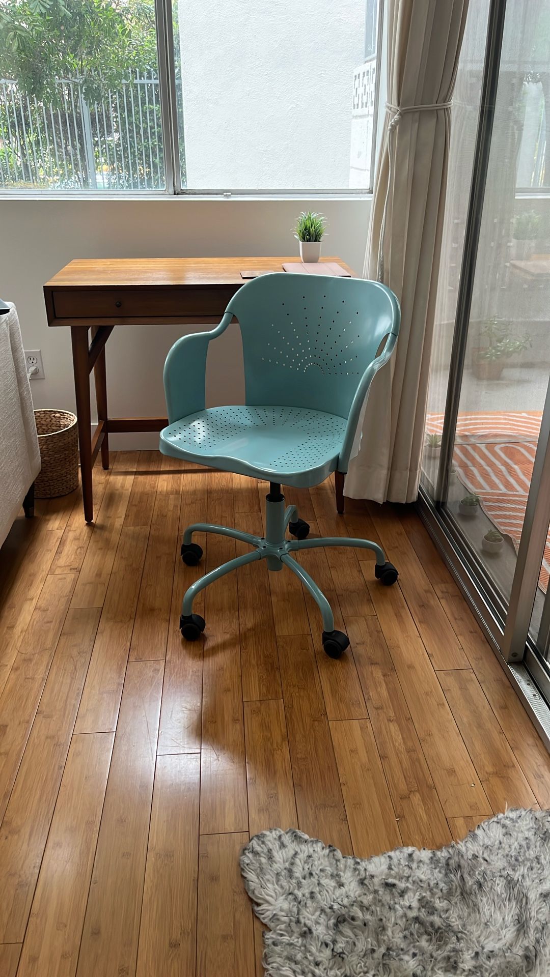 Retro Blue Swivel Chair