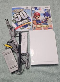 Wii System With 2 Games