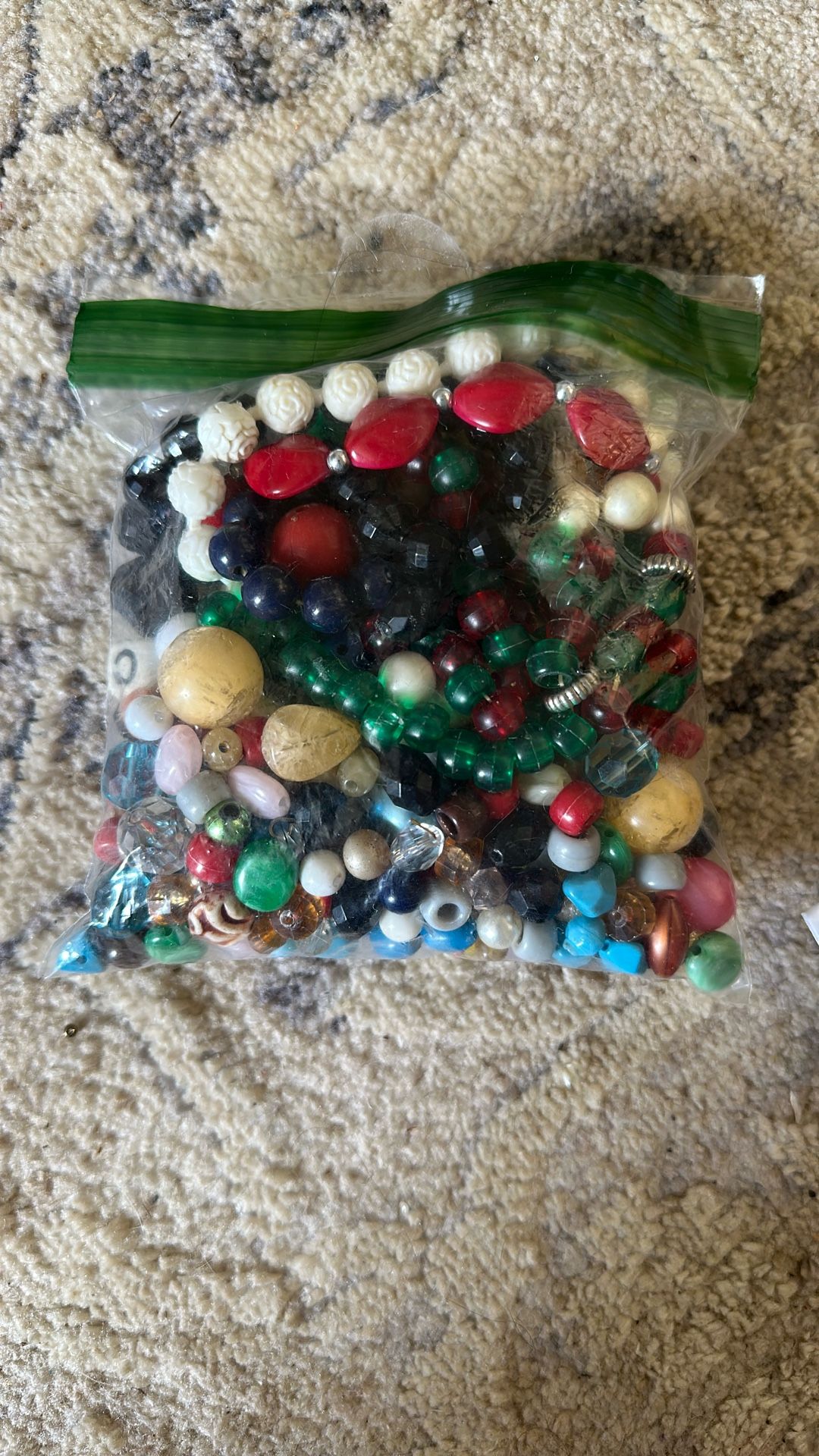 1/2 Pound Kid’s Crafting Acrylic Beads And Jewelry