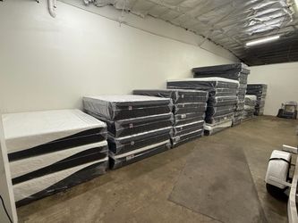 Cal King Ultra Pillow Top Mattress!