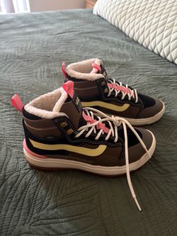 Vans Ultra range Exo Hi MTE Shoe