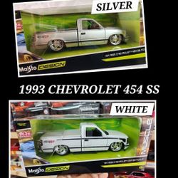 MAISTO DESIGN COLLECTIBLES 