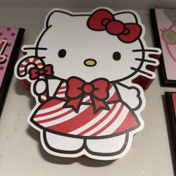 Hello Kitty Christmas Decor 
