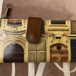 Brand-new beautiful Patricia Nash wallet