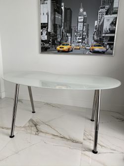 Modern Office Desk