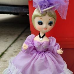 Vintage Bradley ,"Big Eyes " Pose Doll