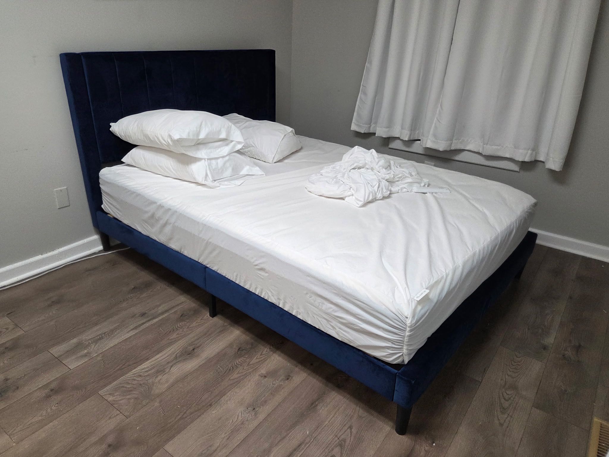 Upholstered Queen Bedframe