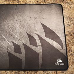 Corsair MM200 Pro Mousepad