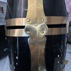 Knight Helmet With Chain Head Armor And Stand