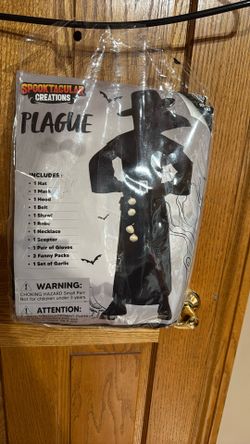 costume