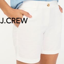 🌞(NEW) (2 SIZES AVAILABLE) WOMEN’S J.CREW FACTORY WHITE 7” INSEAM CLASSIC CHINO SHORT - SIZE: 6 (SMALL) AND 14 (LARGE)🌞