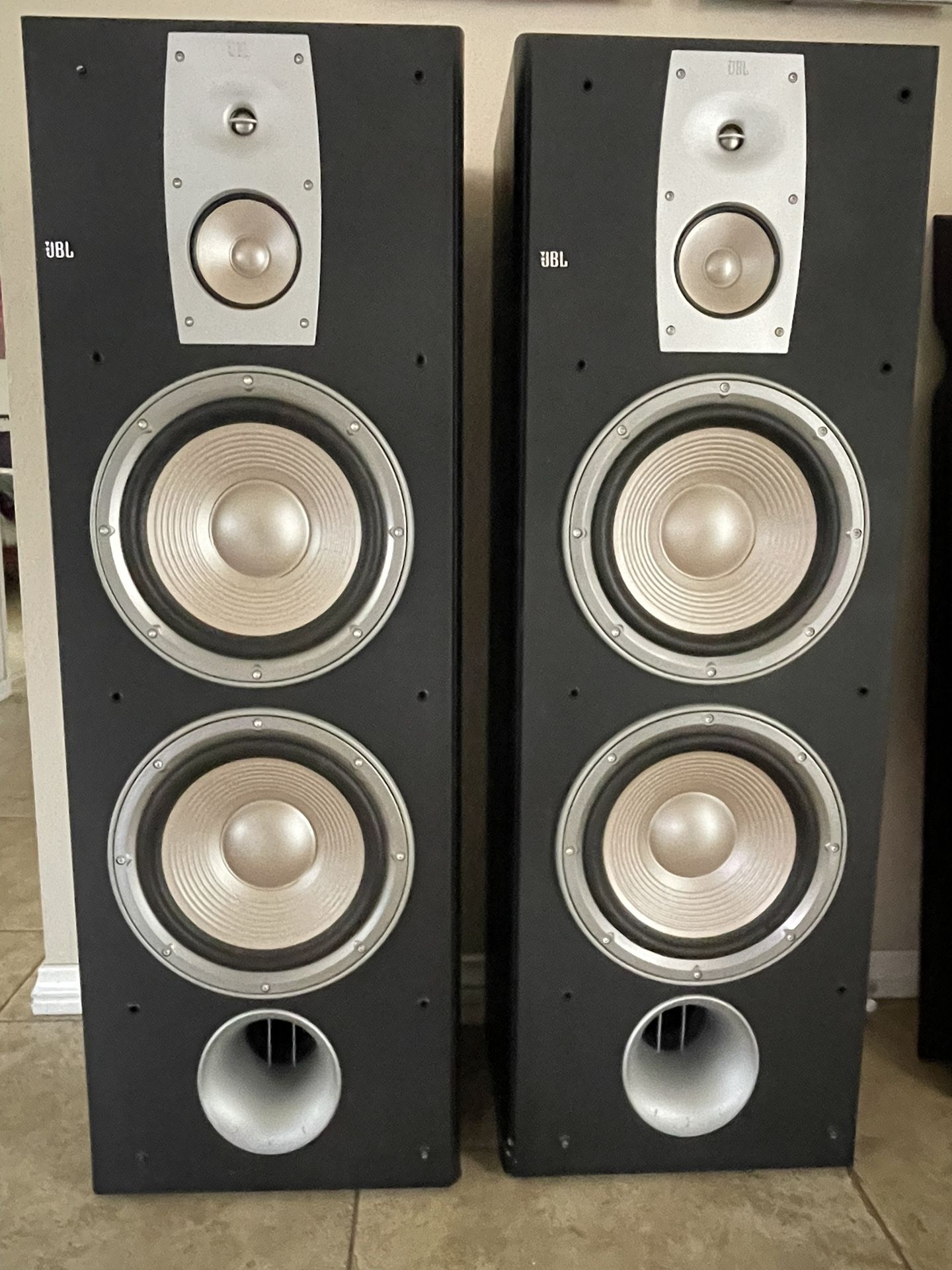 JBL Northridge Series ND310 Floor-Standing Speakers (Pair)