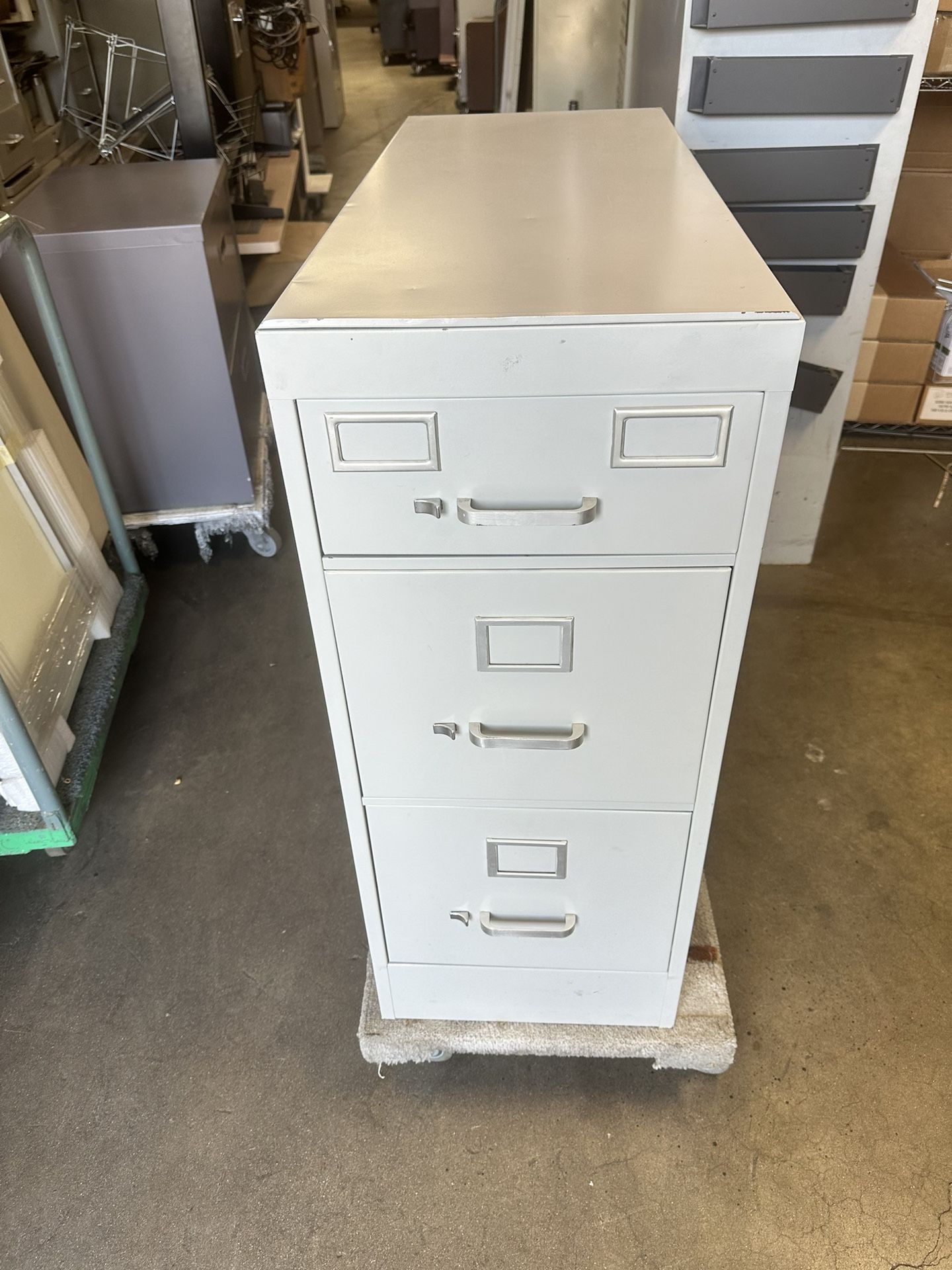 Filing Cabinet 