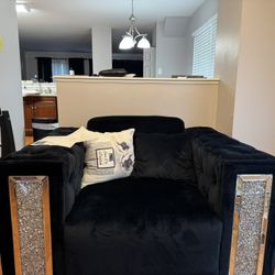 New Oversized Velvet Chair